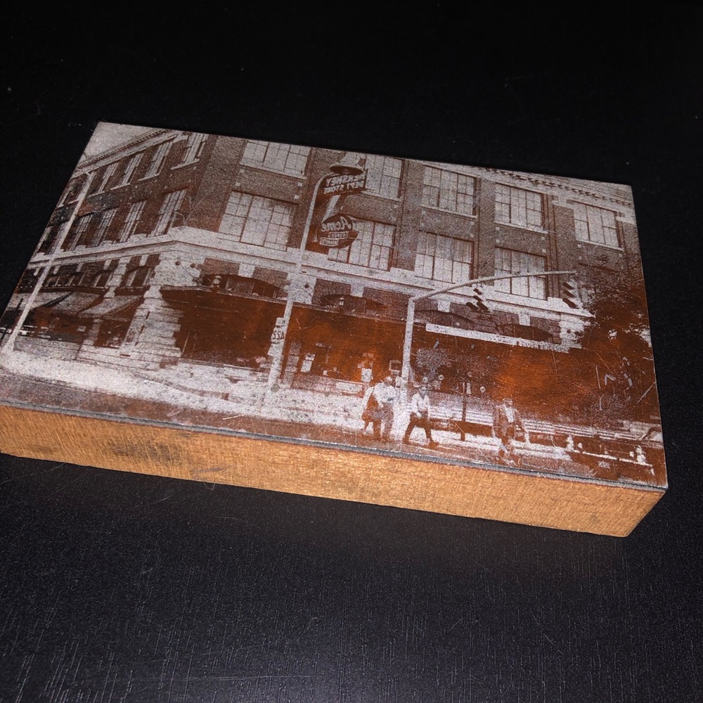 Hershey Vintage Print Block